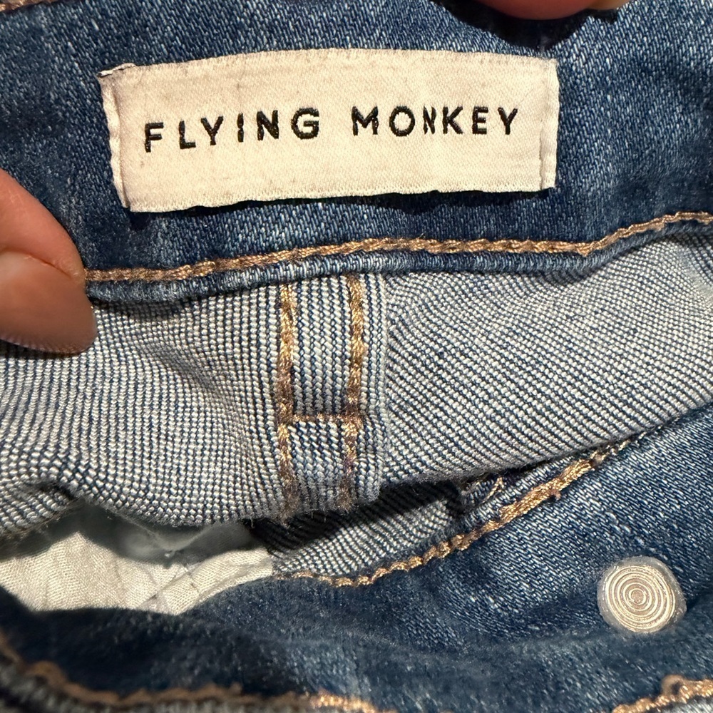 Flying Monkey™ High Rise Frayed Hem blue
Flare Jean size 24 - Picture 5 of 10